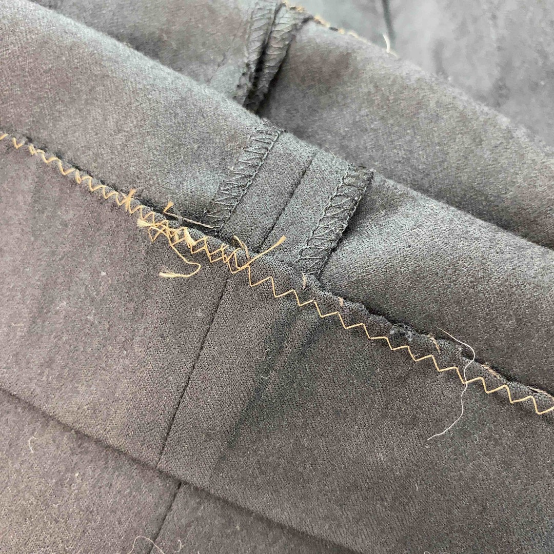 INED(イネド)のINED イネド レディーススーツ テーラードジャケット パンツ ストライプ柄 ブラック レディースのフォーマル/ドレス(スーツ)の商品写真