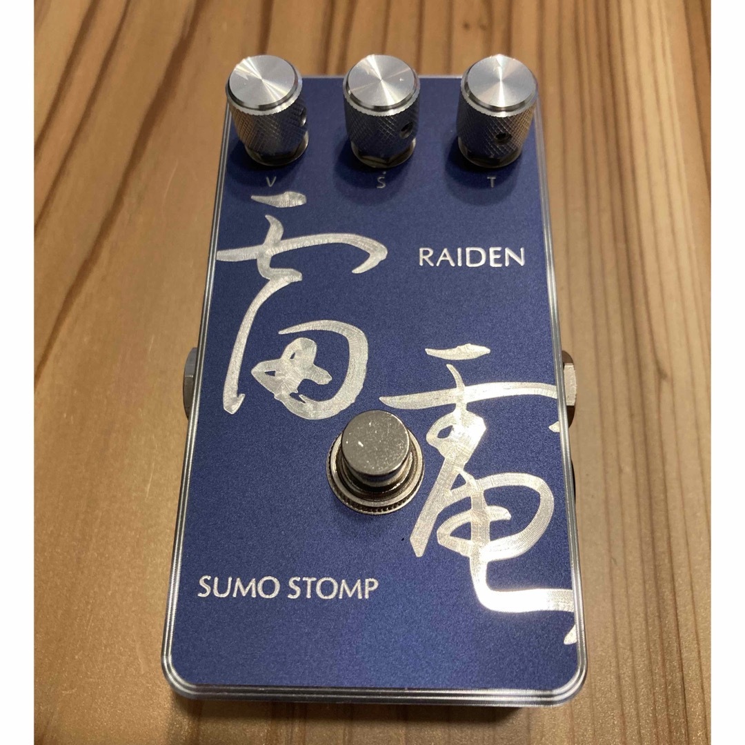 BOSS(ボス)のsumo stomp raiden 雷電 楽器のギター(エフェクター)の商品写真