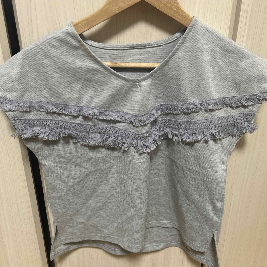 UNITED ARROWS(ユナイテッドアローズ)のTシャツ　グレー レディースのトップス(Tシャツ(半袖/袖なし))の商品写真