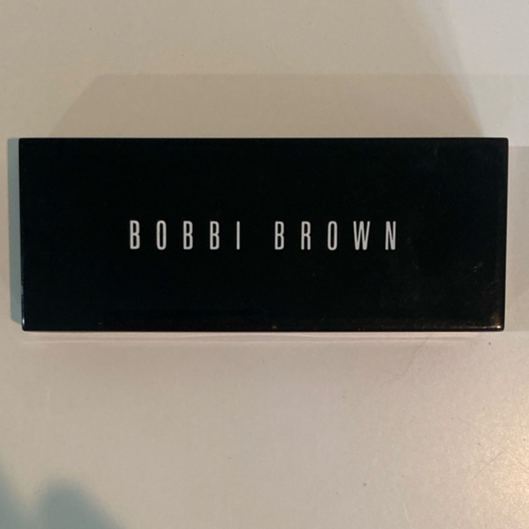BOBBI BROWN(ボビイブラウン)の未使用　ボビーブラウン　免税店限定パレット コスメ/美容のベースメイク/化粧品(アイシャドウ)の商品写真