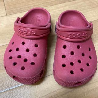 クロックス(crocs)のクロックス キッズサンダル(サンダル)