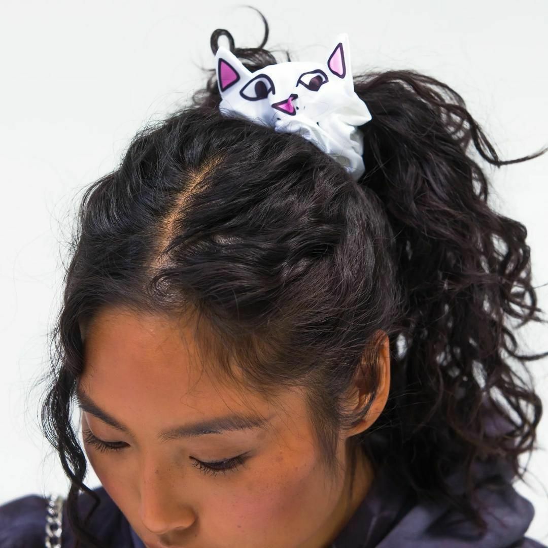 RIPNDIP(リップンディップ)のRIPNDIP シュシュ3個セット レディースのヘアアクセサリー(ヘアゴム/シュシュ)の商品写真