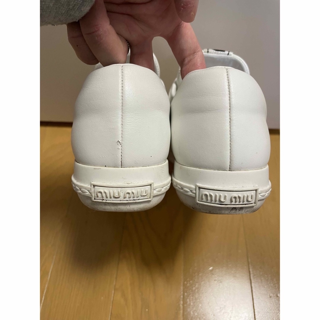 miumiu(ミュウミュウ)のmiumiu スニーカー レディースの靴/シューズ(スニーカー)の商品写真