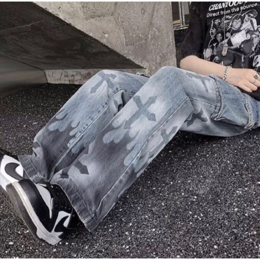 デニムパンツ ジーンズ 十字架 ストリートカジュアル オルチャン Y2K パンク メンズのパンツ(デニム/ジーンズ)の商品写真