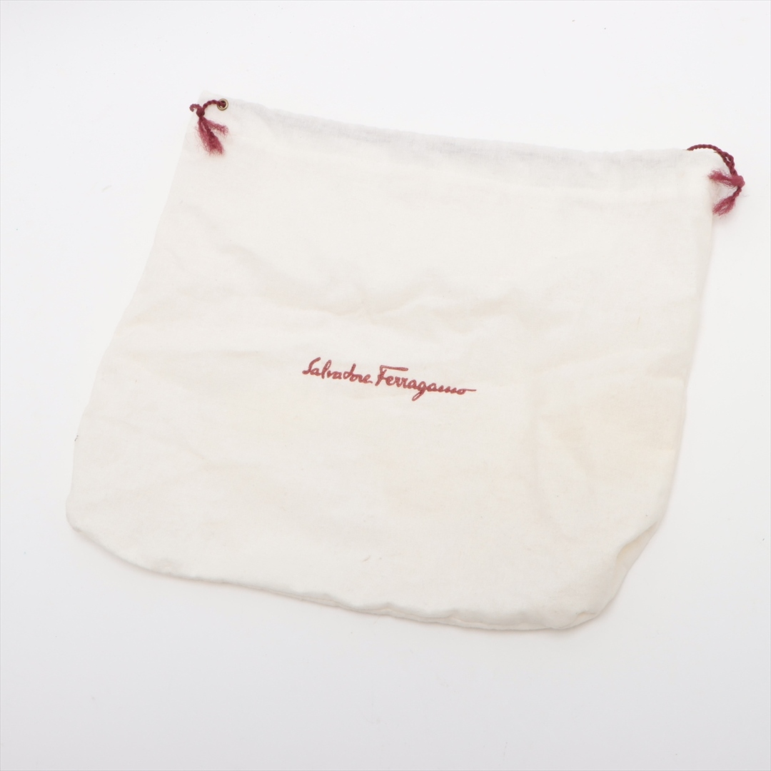Salvatore Ferragamo(サルヴァトーレフェラガモ)のフェラガモ  スエード  パープル レディース リュック・デイパック レディースのバッグ(リュック/バックパック)の商品写真