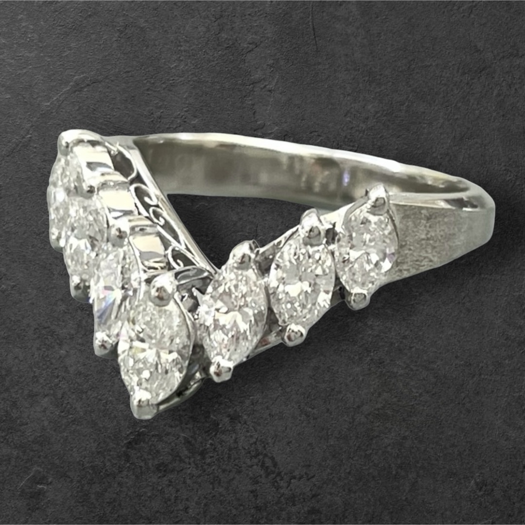 綺麗なダイヤを使用したV字ダイヤリング 1.00ct Pt900 重さ5.8g  レディースのアクセサリー(リング(指輪))の商品写真