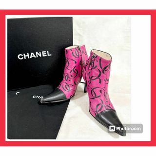 シャネル(CHANEL)のCHANEL シャネル　ブーティー　CC柄 ショートブーツ ピンク(ブーツ)