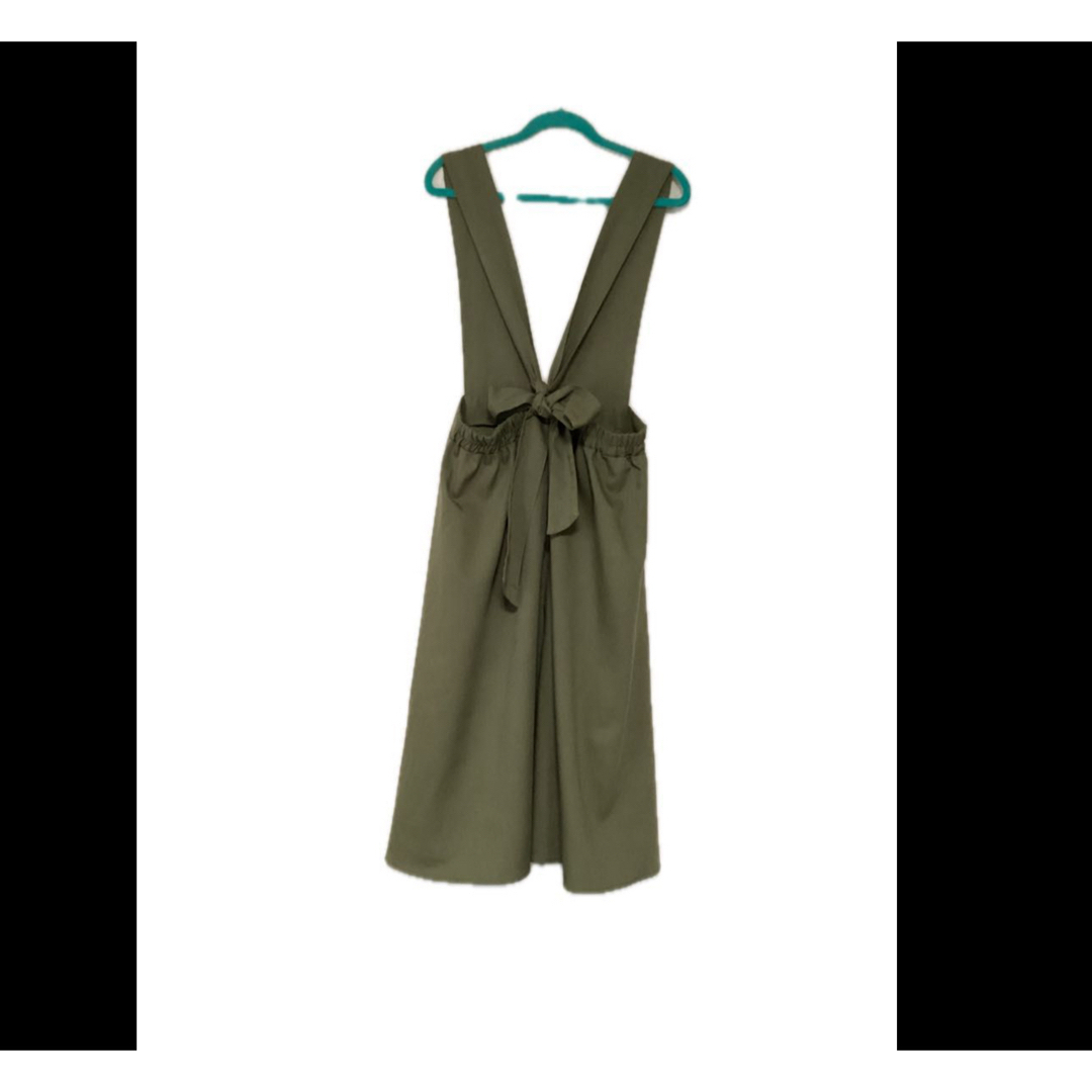 RETRO GIRL(レトロガール)のレトロガール　ジャンパースカート　フレア　カーキ　フリーサイズ　後ろゴム　リボン レディースのスカート(ひざ丈スカート)の商品写真