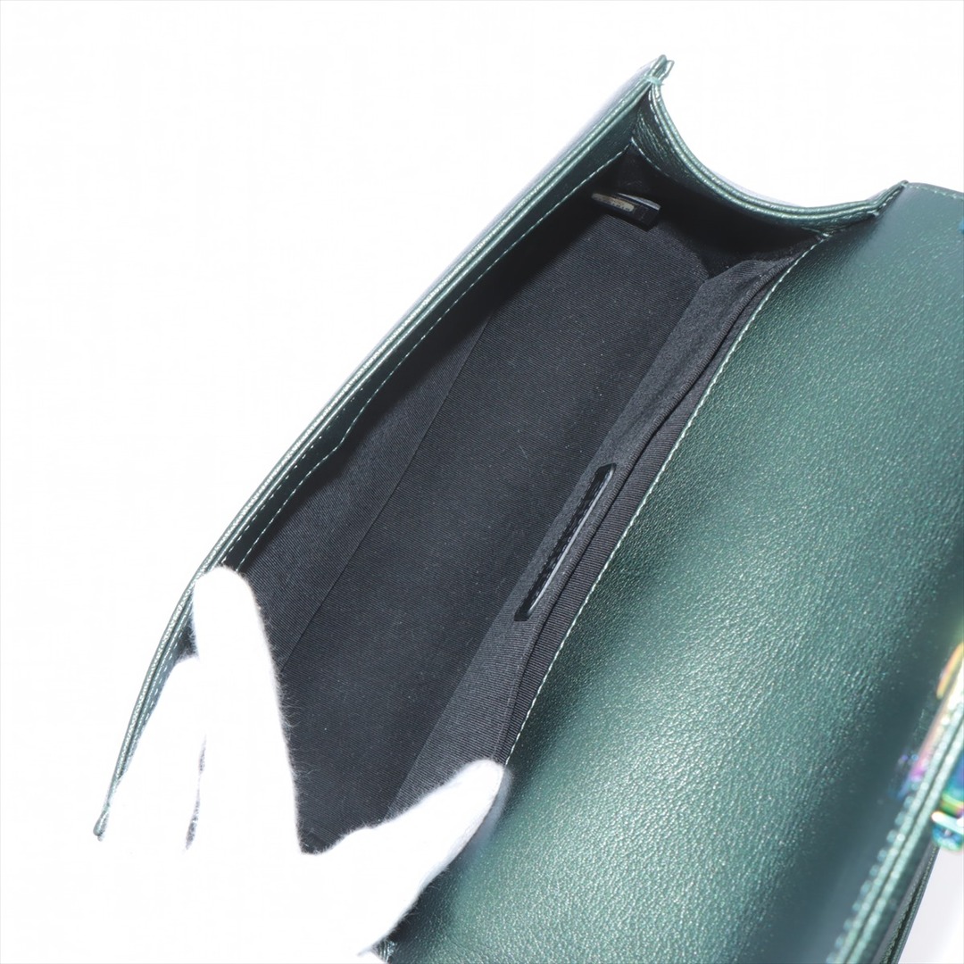 CHANEL(シャネル)のシャネル  カーフスキン  グリーン レディース ショルダーバッグ レディースのバッグ(ショルダーバッグ)の商品写真