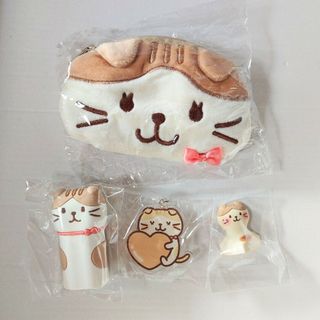 ふくふくにゃんこ　ガチャガチャ　ベスくじ　4点セット　⑤(ポーチ)