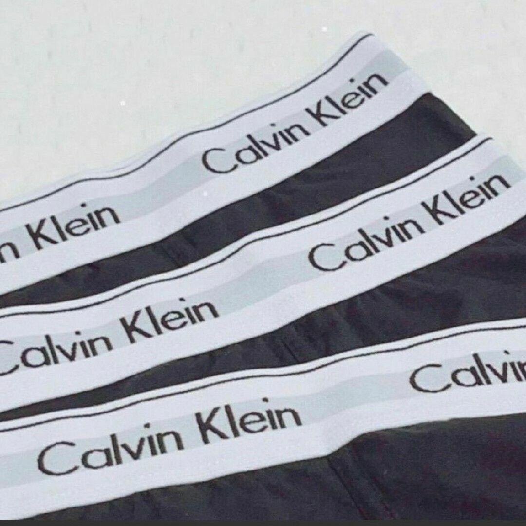 Calvin Klein(カルバンクライン)のカルバンクライン ボクサーパンツ Mサイズ ブラック 白ライン 黒 3枚セット メンズのアンダーウェア(ボクサーパンツ)の商品写真