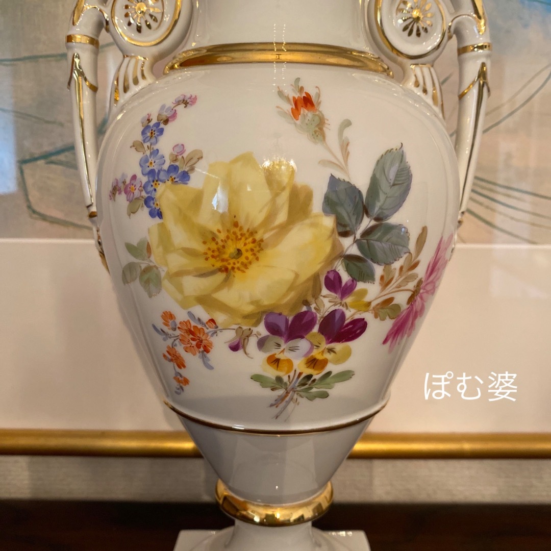 MEISSEN(マイセン)の★御専用【古マイセン】花瓶 手付花瓶／白地 両面描画「ダブル フラワーブーケ」 インテリア/住まい/日用品のインテリア小物(花瓶)の商品写真