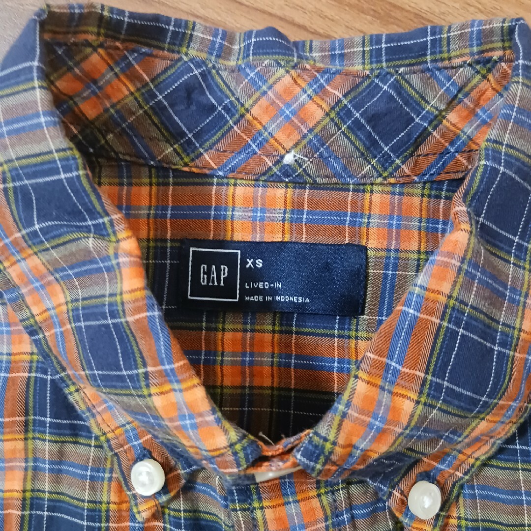 GAP(ギャップ)のメンズ　半袖　シャツ メンズのトップス(Tシャツ/カットソー(半袖/袖なし))の商品写真