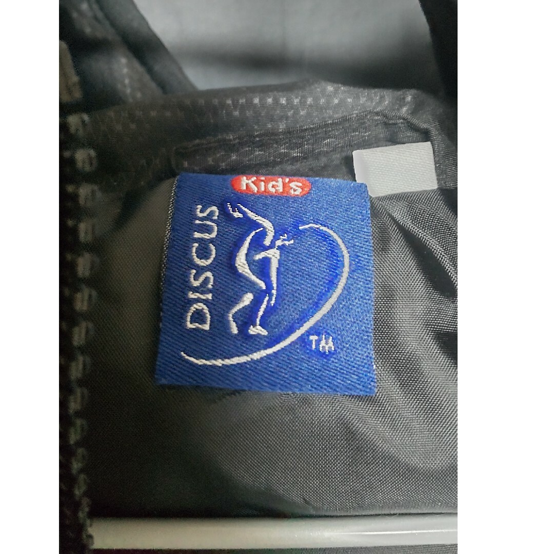 DISCUS(ディスカス)のDISCUS ダウンベスト キッズ/ベビー/マタニティのキッズ服男の子用(90cm~)(ジャケット/上着)の商品写真