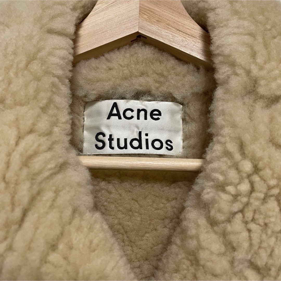 Acne Studios(アクネストゥディオズ)の名作 acnestudios ムートンジャケット  メンズのジャケット/アウター(ライダースジャケット)の商品写真