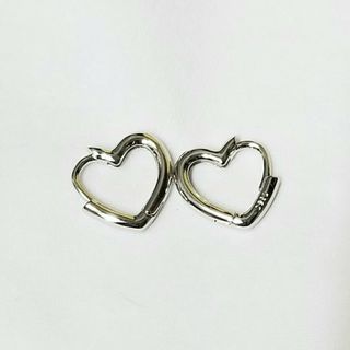 ハートのシルバーピアス(ピアス)