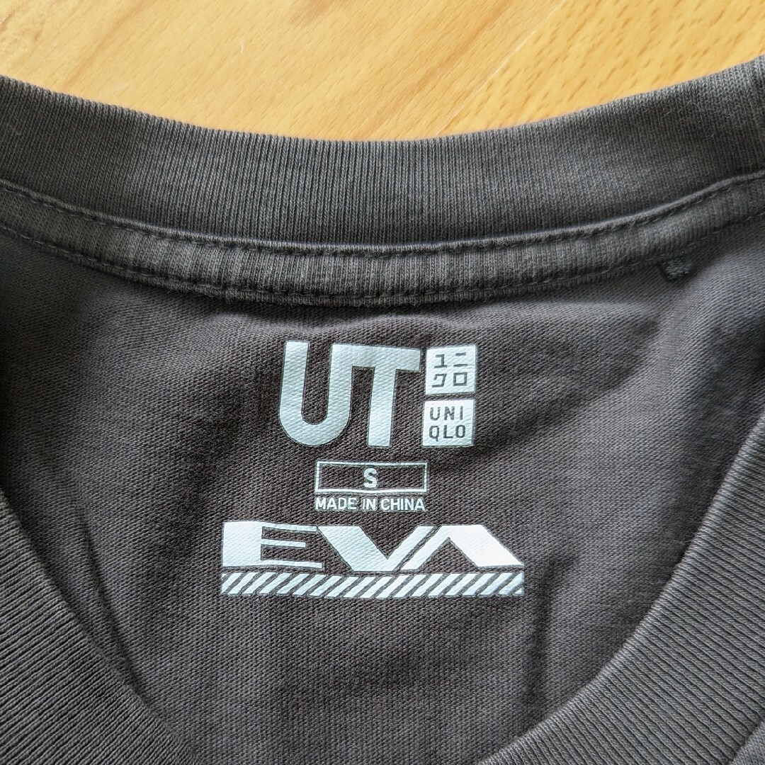 UNIQLO(ユニクロ)のユニクロ　UT　エヴァンゲリオンTシャツ　Sサイズ メンズのトップス(Tシャツ/カットソー(半袖/袖なし))の商品写真
