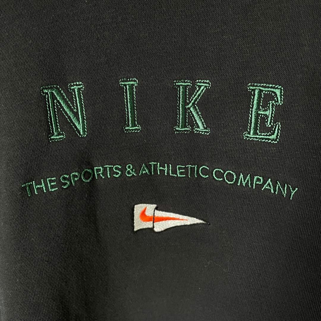 NIKE(ナイキ)の【センタービッグ刺繍ロゴ】NIKEナイキ古着プルオーバーパーカー黒　ストリート メンズのトップス(パーカー)の商品写真