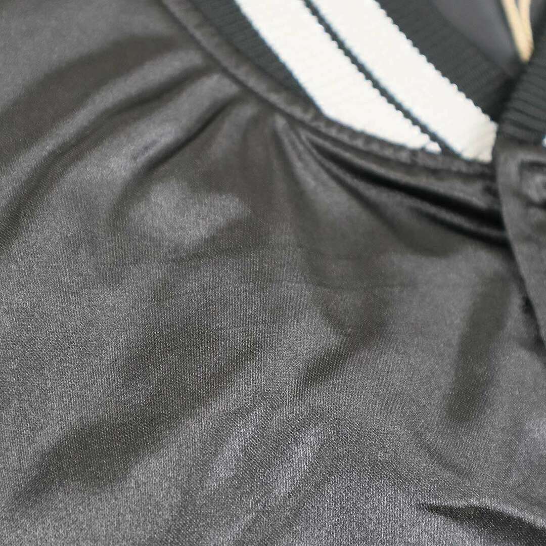 MITCHELL & NESS(ミッチェルアンドネス)のMASTERMIND WORLD×Mitchell&Ness マスターマインドワールド×ミッチェル&ネス LIGHTWEIGHT SATIN JACKET サテンスタジャン  ブラック ホワイト 2XL メンズのジャケット/アウター(スタジャン)の商品写真