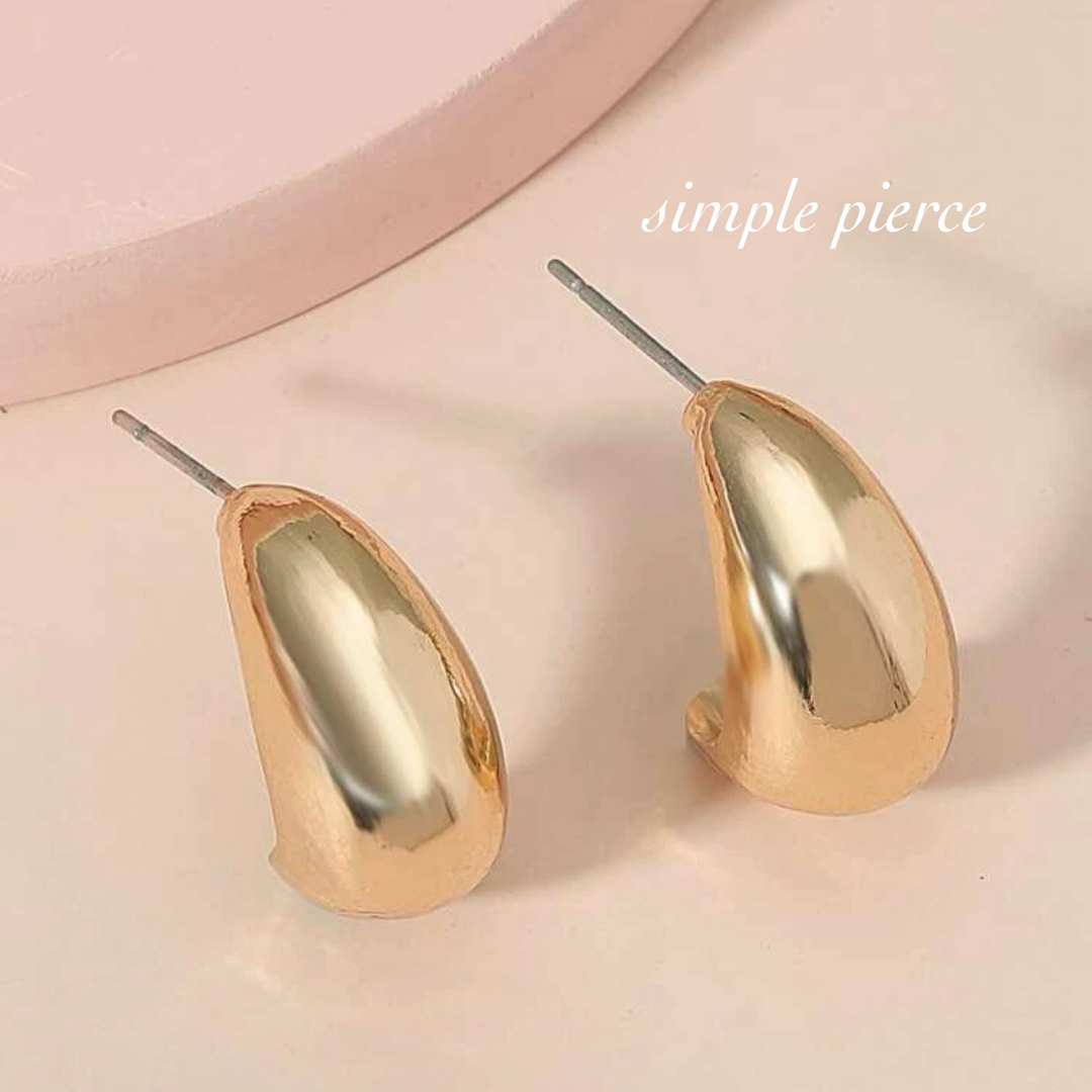 simple pierce gold レディースのアクセサリー(ピアス)の商品写真