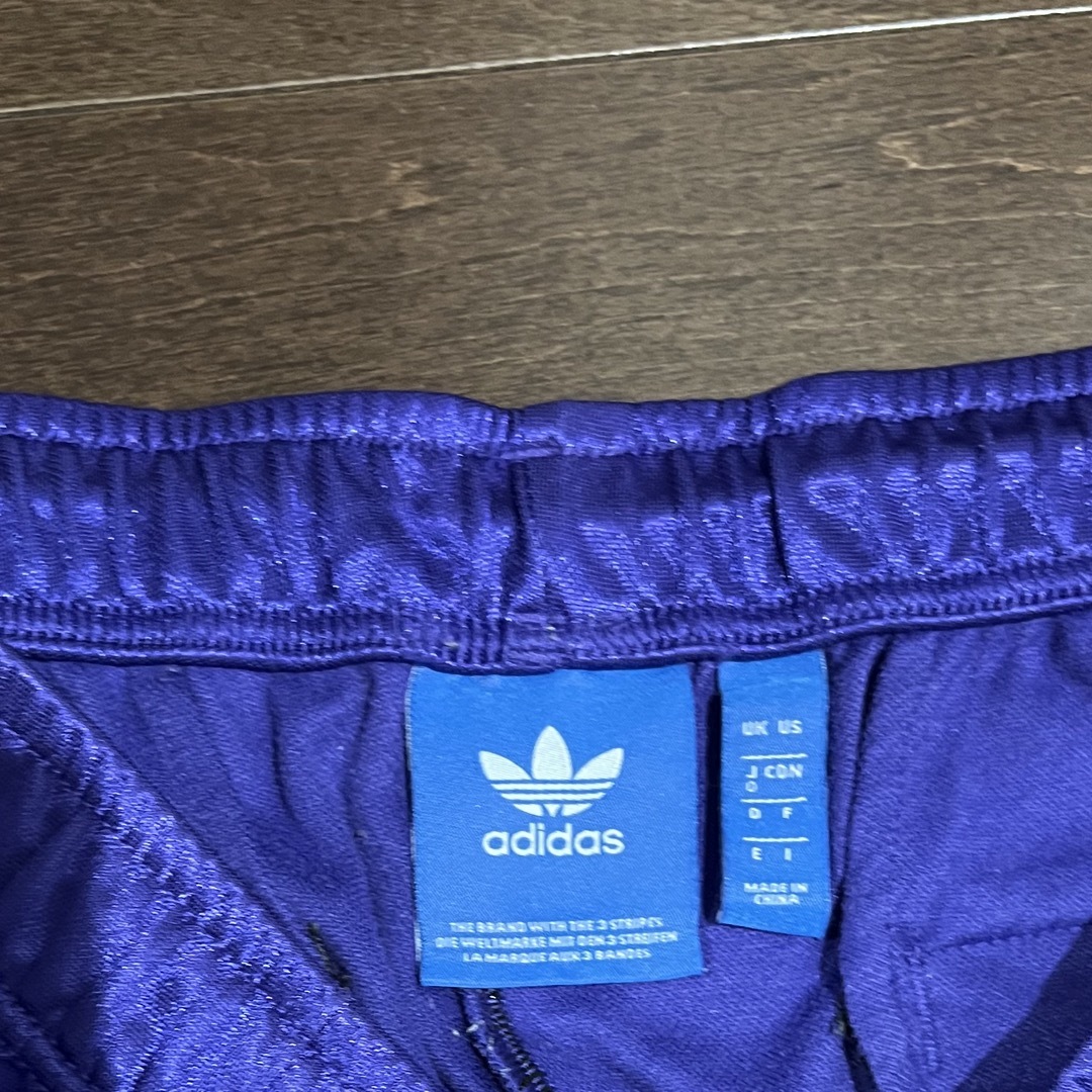 adidas(アディダス)のアディダス　adidas トラックパンツ メンズのパンツ(その他)の商品写真