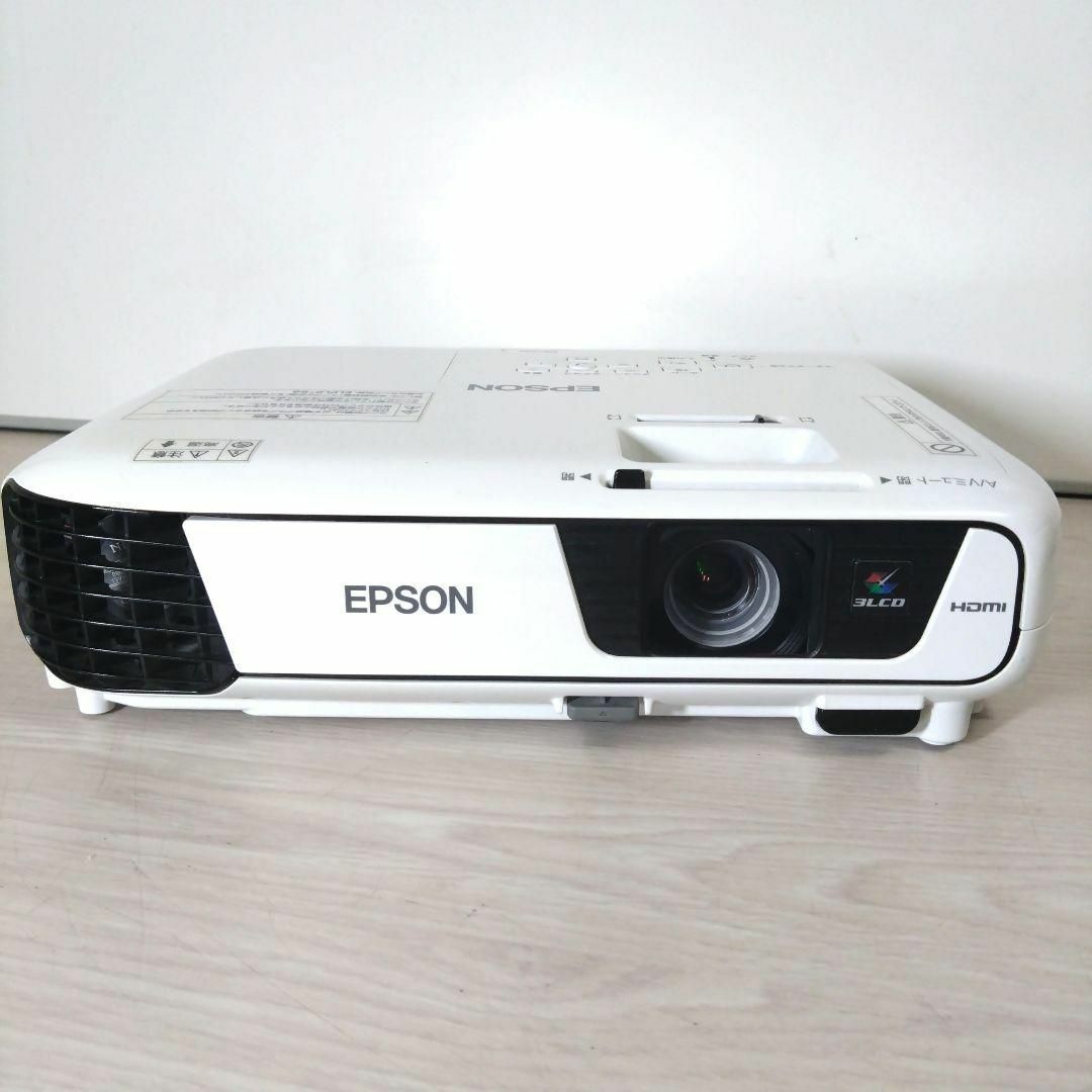EPSON(エプソン)のEPSON プロジェクター　EB-S31 会議 プレゼン 映画鑑賞 スマホ/家電/カメラのテレビ/映像機器(プロジェクター)の商品写真