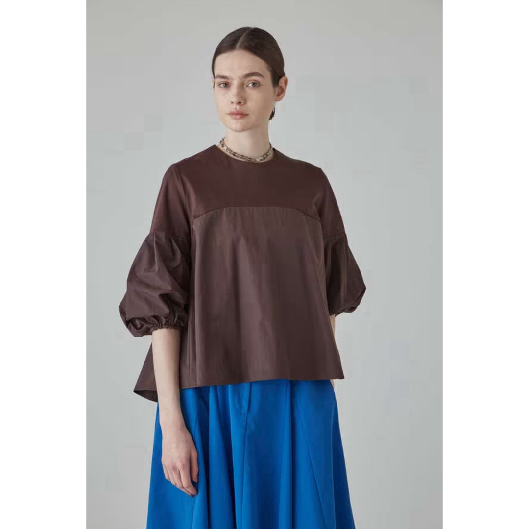 ADORE(アドーア)の【美品】ADORE アドーア コールドバッチスムースカットソー ブラウン レディースのトップス(シャツ/ブラウス(半袖/袖なし))の商品写真