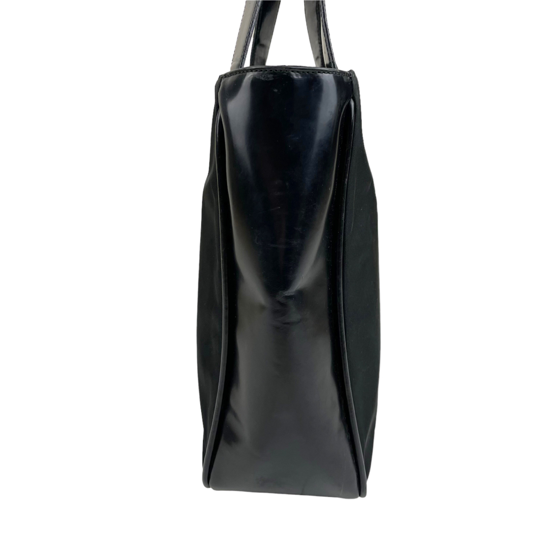 PRADA(プラダ)の✨良品　PRADA プラダ　ハンドバッグ　ブラック　パテント　レザー　黒　手提げ レディースのバッグ(ハンドバッグ)の商品写真