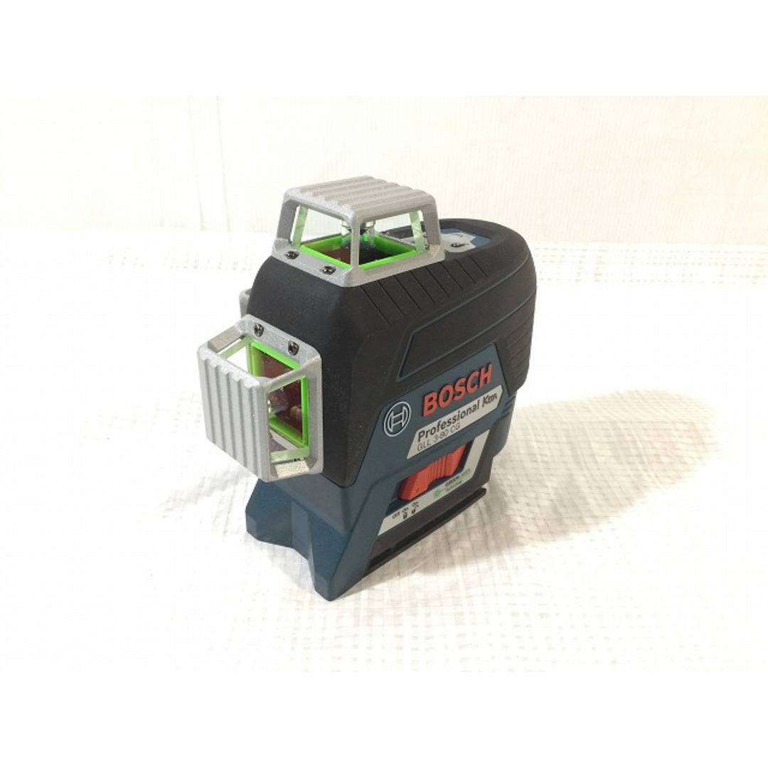 BOSCH(ボッシュ)の☆未使用品☆BOSCH ボッシュ レーザー墨出し器 GLL3-80CG アタッチメント ケース付き 89811 自動車/バイクのバイク(工具)の商品写真