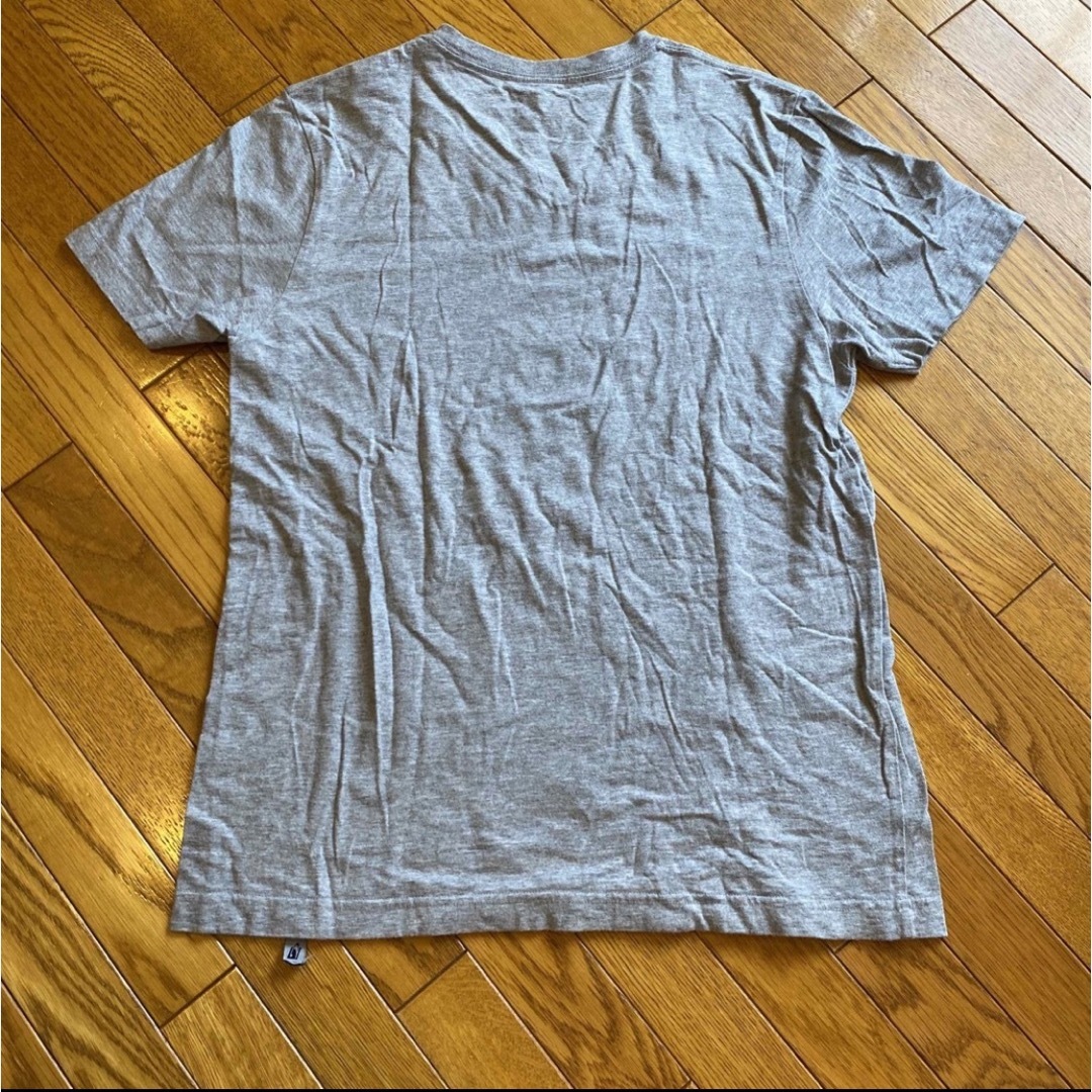 O'NEILL(オニール)のオニール  Tシャツ　グレー　ロゴ刺繍 メンズのトップス(Tシャツ/カットソー(半袖/袖なし))の商品写真