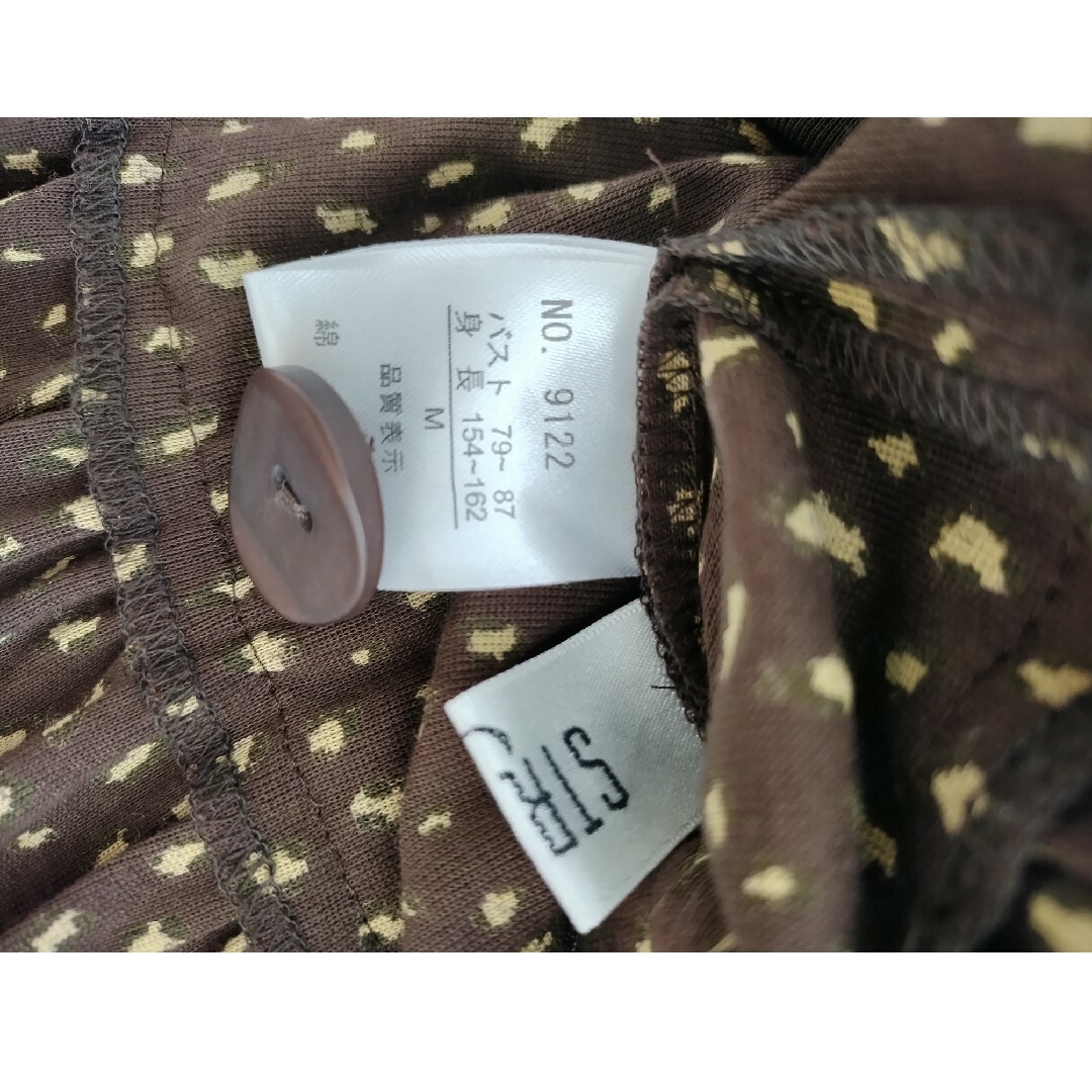 七分袖トップス 　ブラウス 　カットソー前開き　茶色 МからＬ レディースのトップス(シャツ/ブラウス(半袖/袖なし))の商品写真