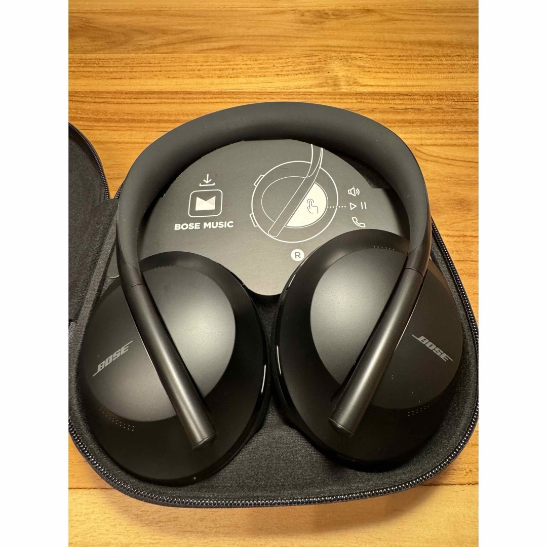 BOSE NOISE CANCELLING ワイヤレスヘッドホン 700 トリプ BOSE NOISE CANCELLING ワイヤレスヘッドホン 700 トリプ