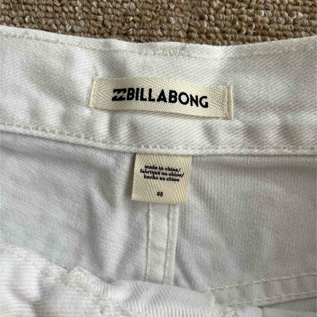 billabong(ビラボン)のBILLABONG ショートパンツ レディースのパンツ(ショートパンツ)の商品写真