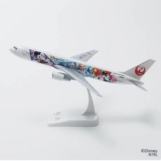 新品　1/200 スケール BOEING767-300ER スナップインモデル