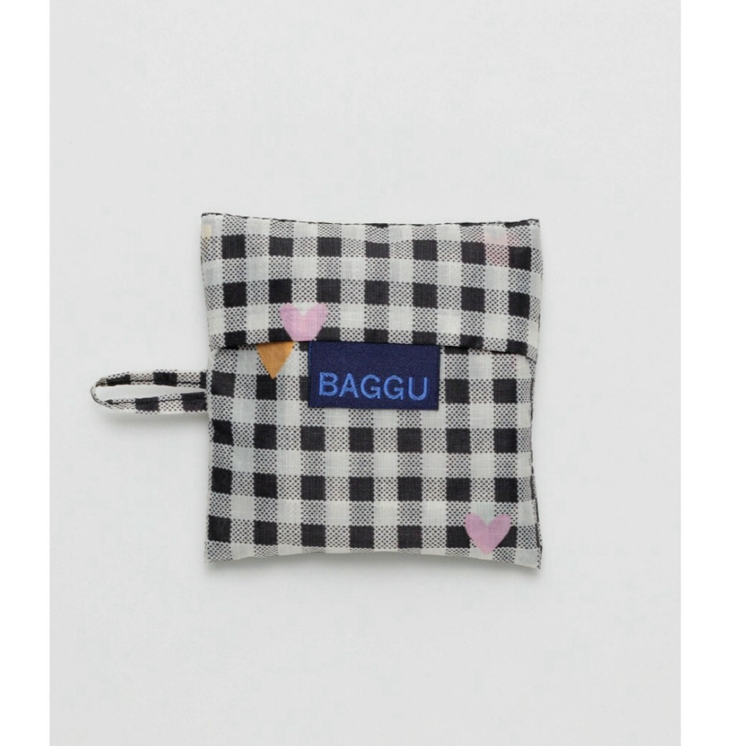 BAGGU(バグゥ)の【新品未使用】BAGGU バグー baby  ギンガムハート レディースのバッグ(エコバッグ)の商品写真