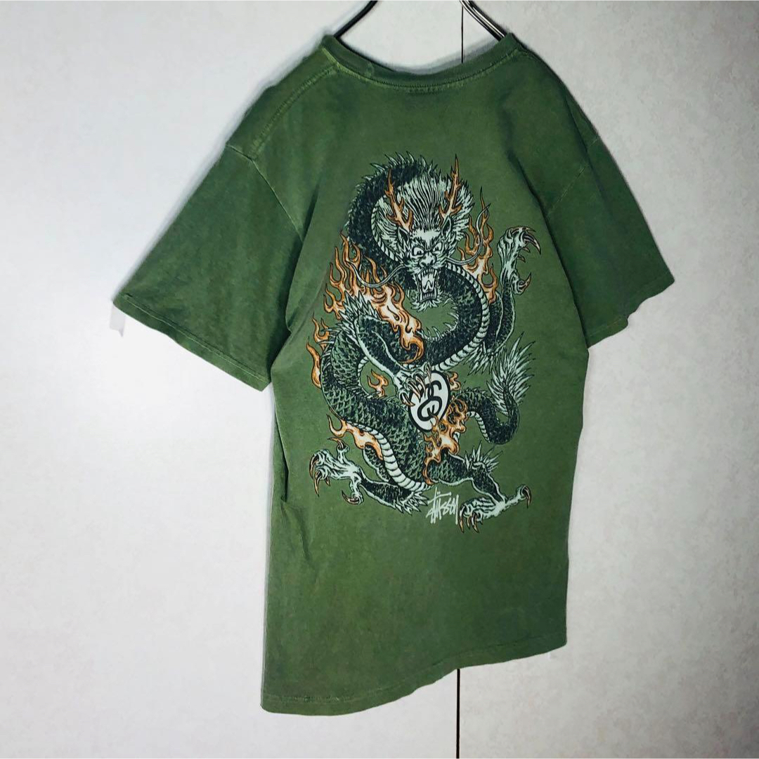 STUSSY(ステューシー)の【激レア】ステューシー ドラゴン バックビックロゴ プリント Tシャツ グリーン メンズのトップス(Tシャツ/カットソー(半袖/袖なし))の商品写真