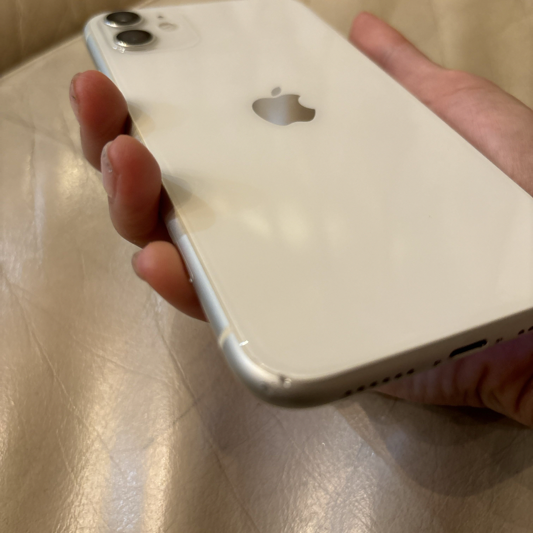 Apple(アップル)のiPhone11 64GB スマホ/家電/カメラのスマートフォン/携帯電話(スマートフォン本体)の商品写真