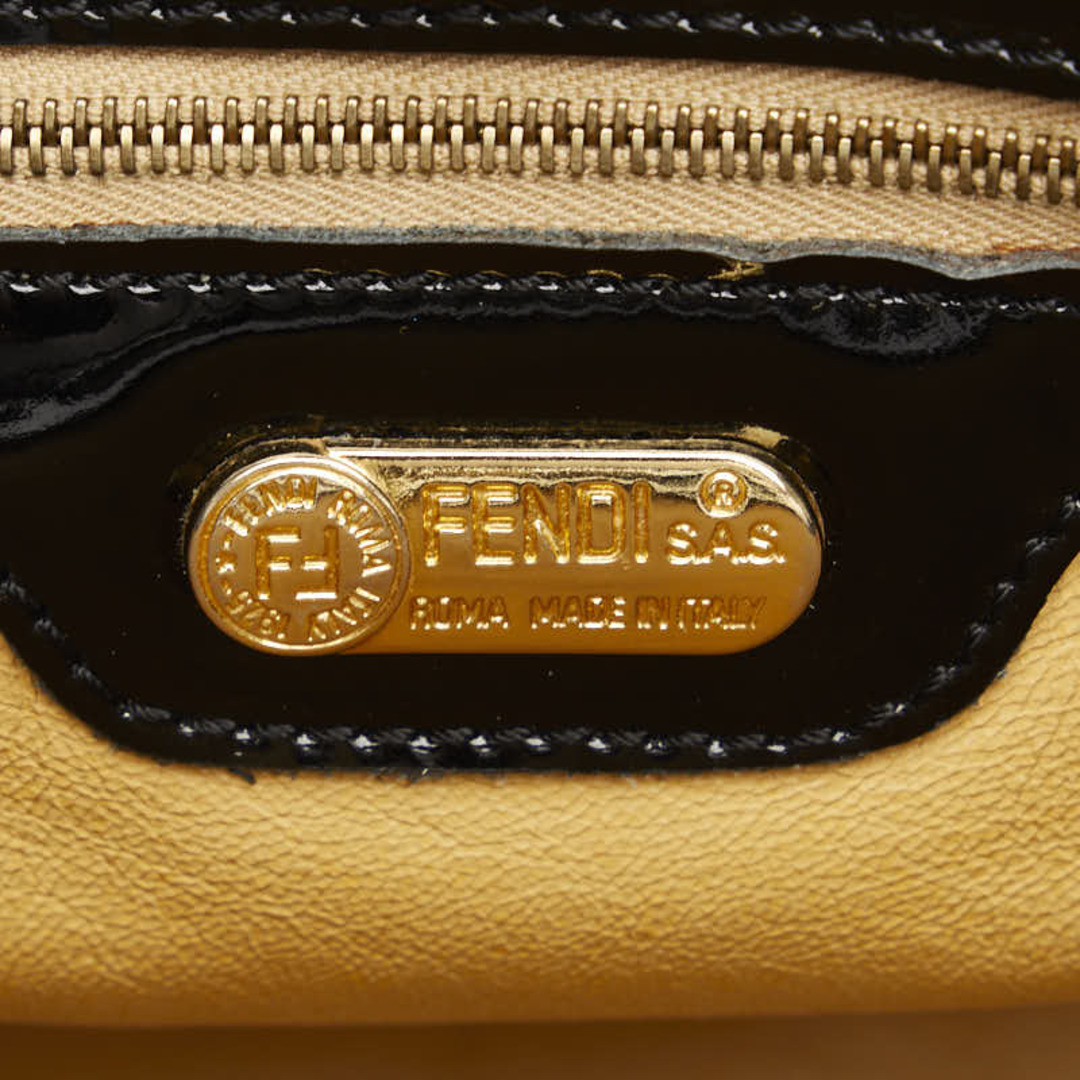 FENDI(フェンディ)のフェンディ ロゴ ゴールド金具 ハンドバッグ パテントレザー レディース FENDI 【1-0148990】 レディースのバッグ(ハンドバッグ)の商品写真