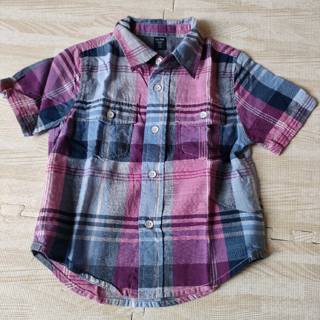 babyGAP(ベビーギャップ)のbabyGAP チェック柄ネルシャツ 95cm キッズ/ベビー/マタニティのキッズ服男の子用(90cm~)(Tシャツ/カットソー)の商品写真