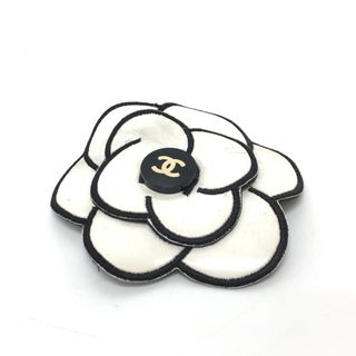 シャネル(CHANEL)のシャネル CHANEL カメリア ココマーク コサージュ ブローチ エナメル ブラック(ブローチ/コサージュ)