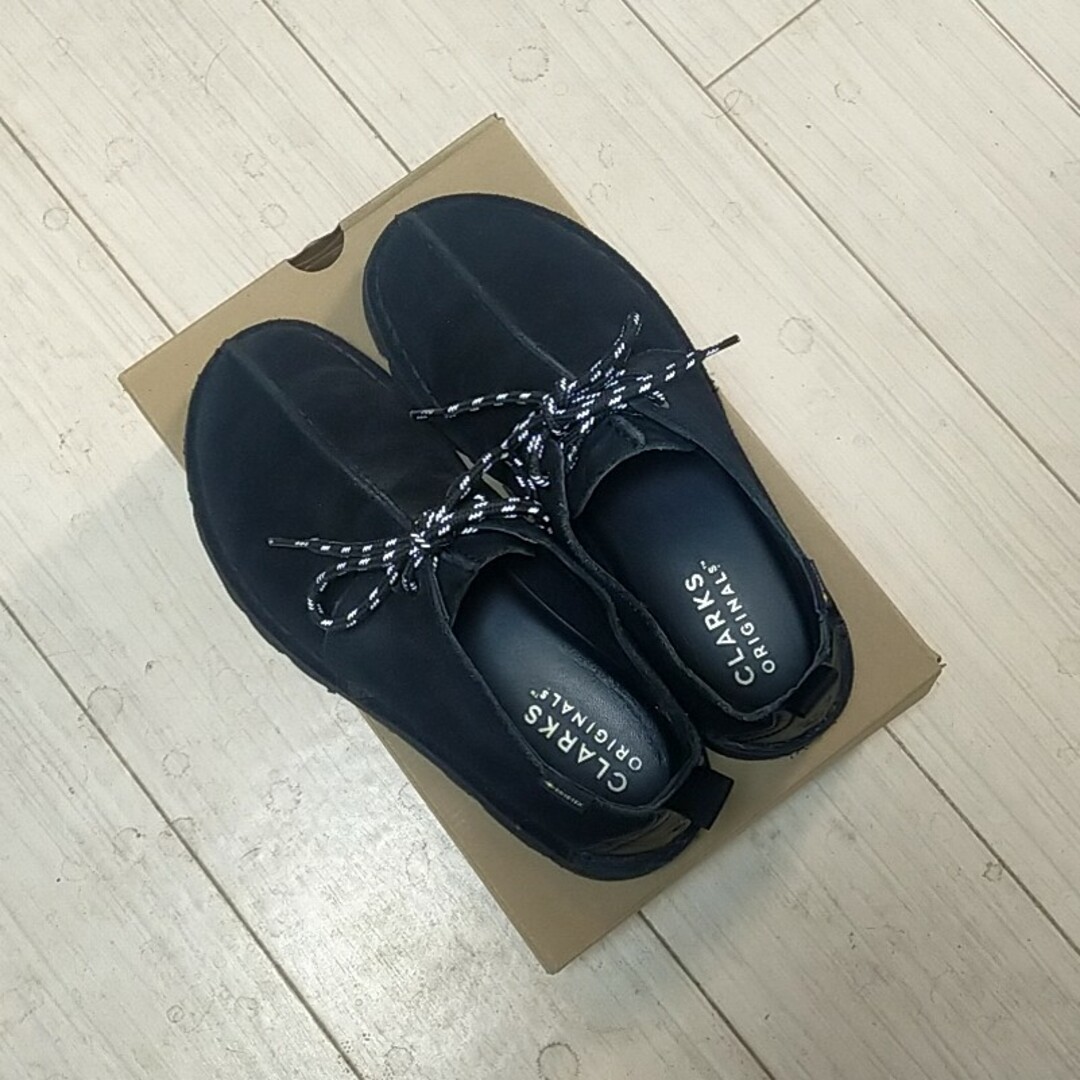 Clarks(クラークス)のCLARKS クラークス デザートトレックゴアテックス ブラックスエード メンズの靴/シューズ(ブーツ)の商品写真