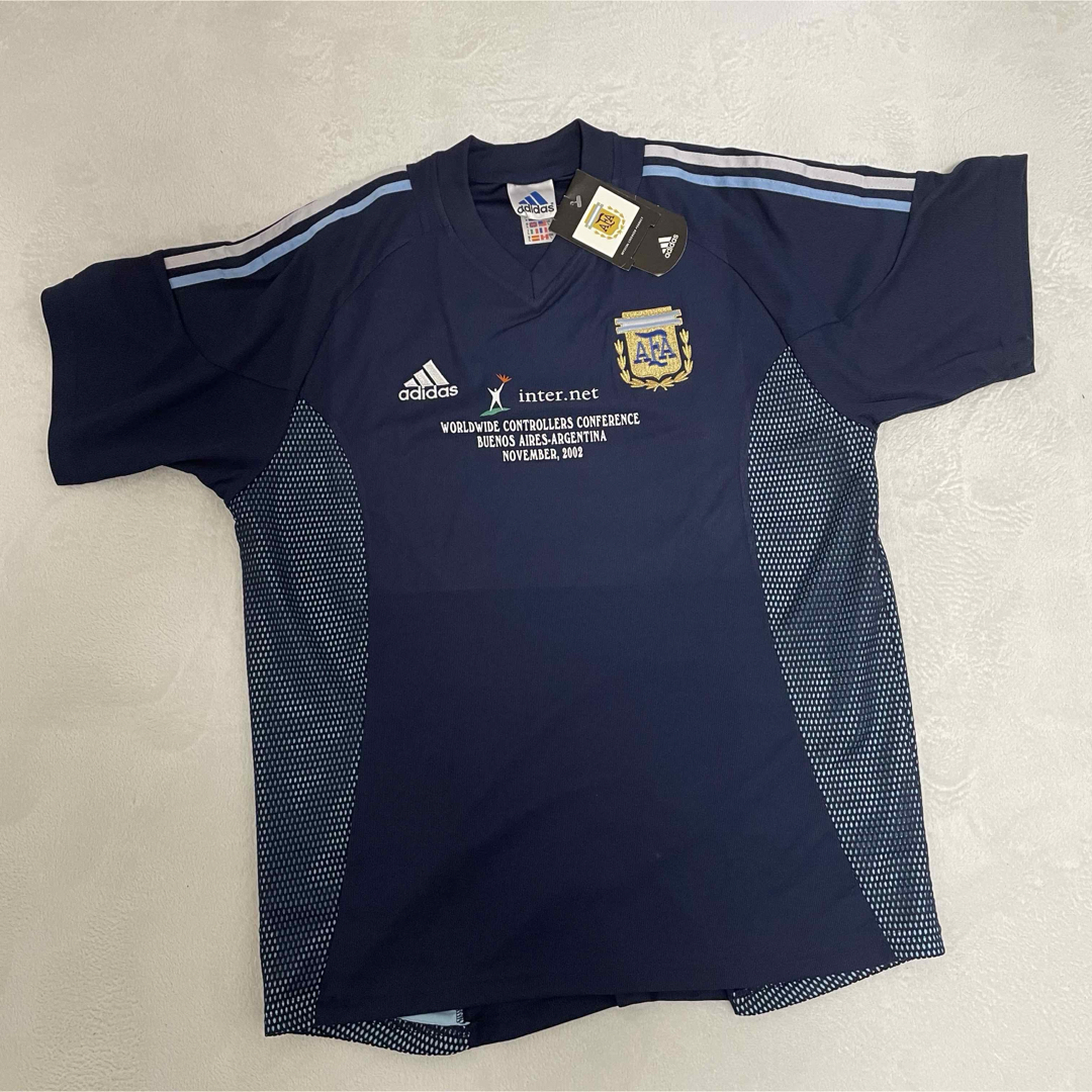 adidas(アディダス)の【新品タグ付き】2002 アルゼンチン代表　ユニフォーム　L　サッカー メンズのトップス(Tシャツ/カットソー(半袖/袖なし))の商品写真