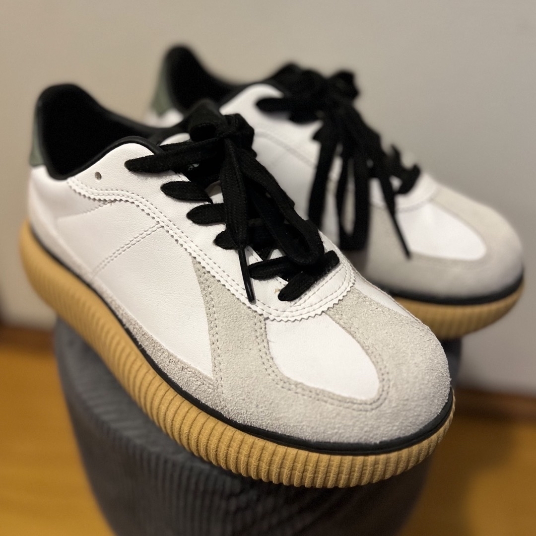 Onitsuka Tiger(オニツカタイガー)のオニツカタイガー　スニーカー レディースの靴/シューズ(スニーカー)の商品写真