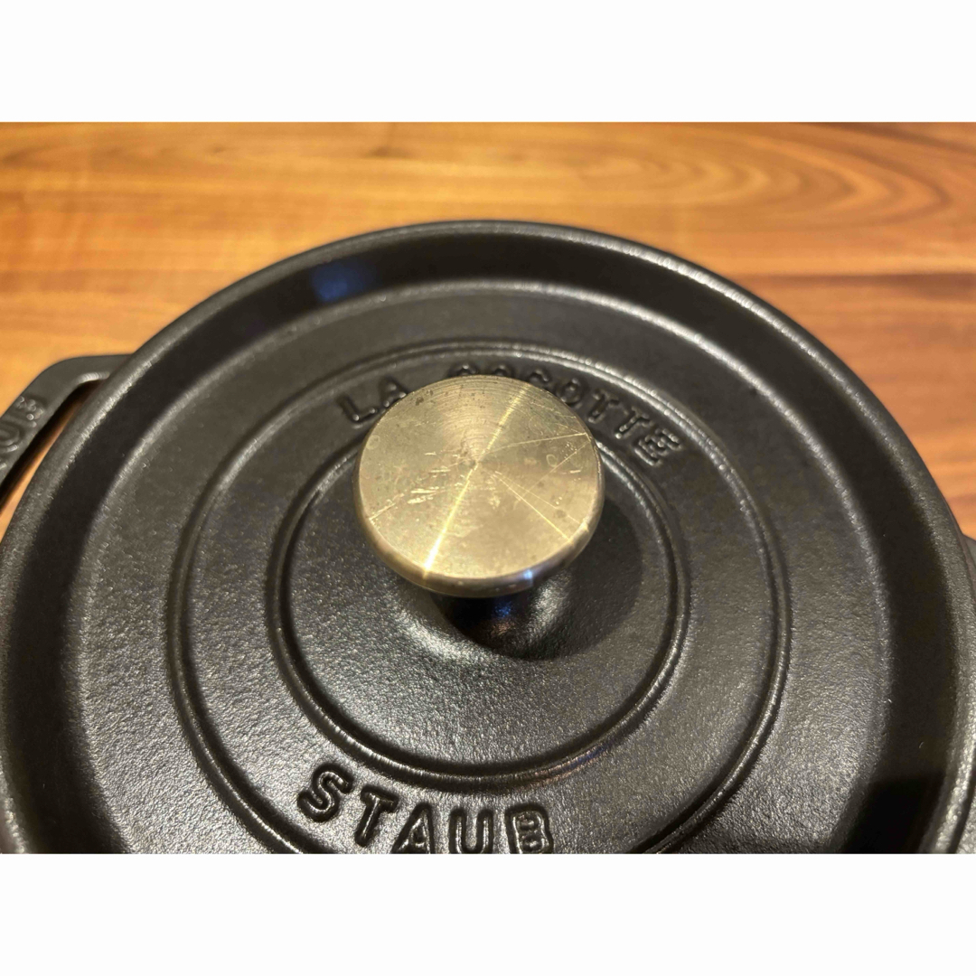 STAUB(ストウブ)のストウブ(ピコ・ココット ラウンド)セット インテリア/住まい/日用品のキッチン/食器(鍋/フライパン)の商品写真