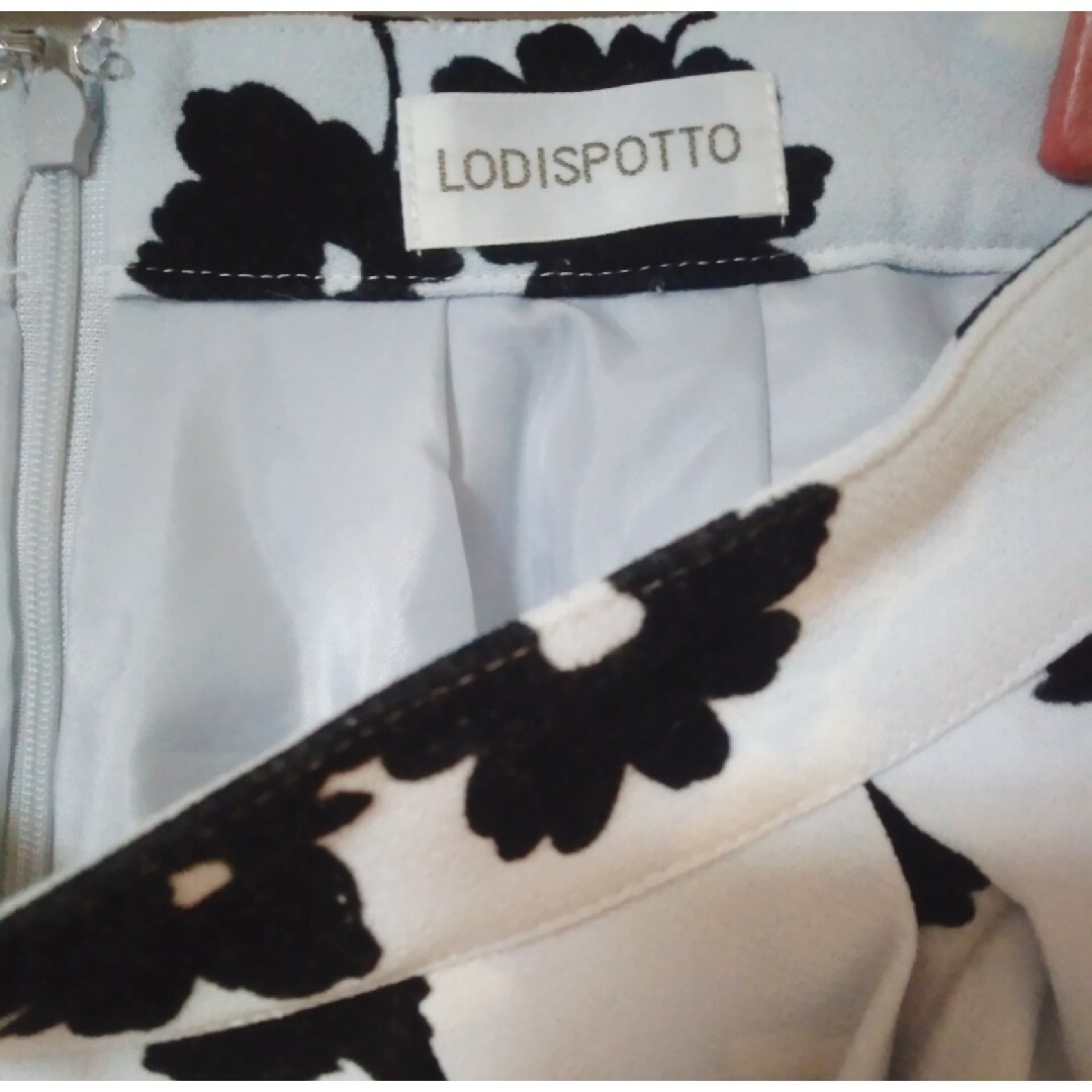 LODISPOTTO(ロディスポット)のロディスポット　スカート　春 レディースのスカート(ミニスカート)の商品写真