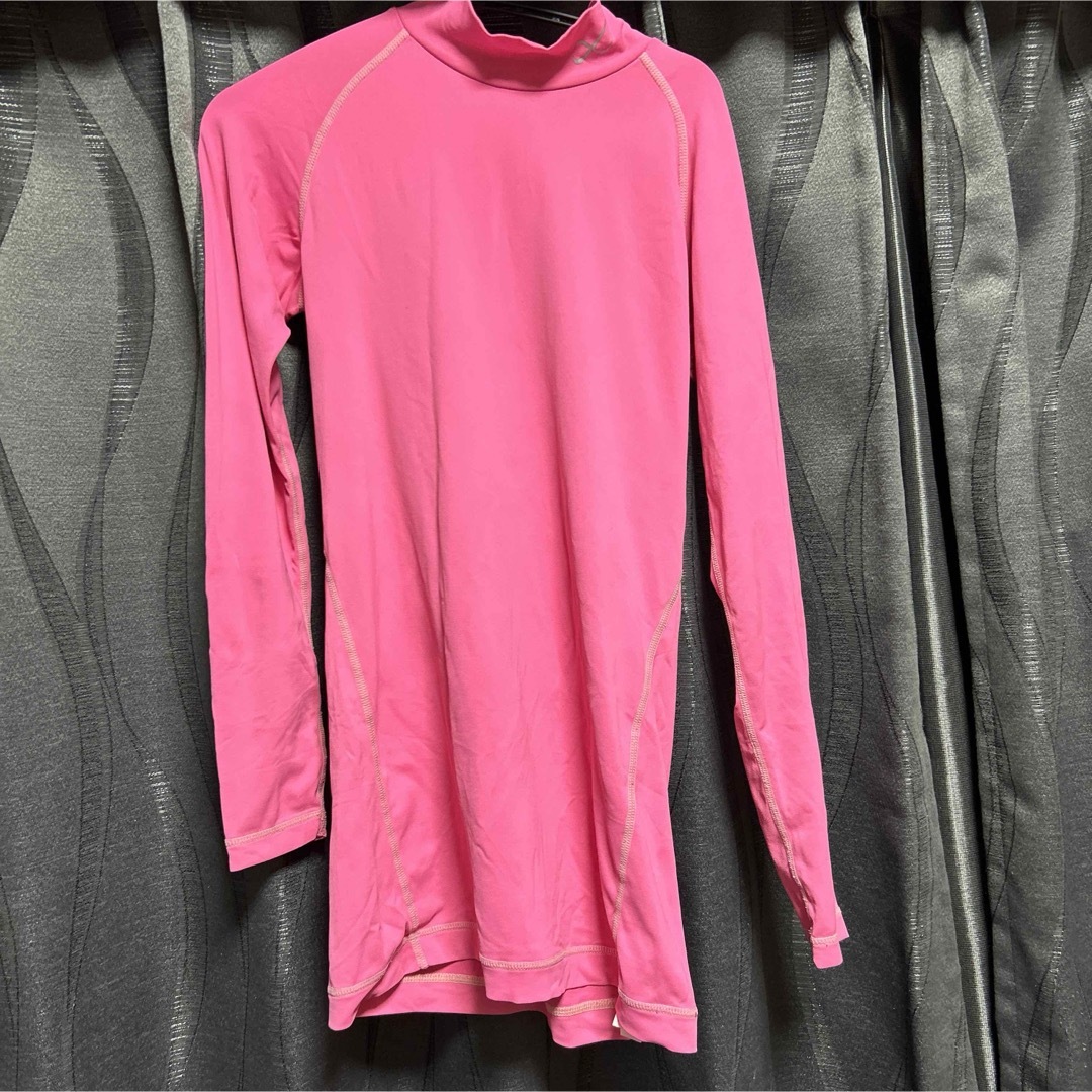 Wacoal(ワコール)のワコール　CW-X ピンク　アンダーシャツ　レディースSサイズ　　速乾 レディースのトップス(カットソー(長袖/七分))の商品写真