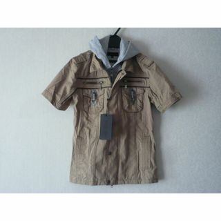半額以下★送料込★パーカーレイヤードバックル2WAYシャツ(シャツ)