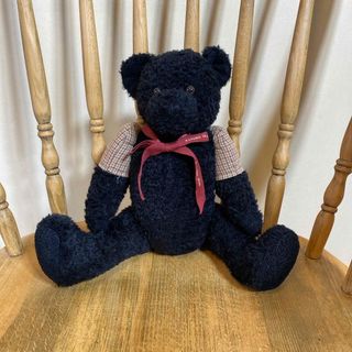 カネコイサオ🖤🧸おすわりクマのぬいぐるみ🧸貴重品で〜す🖤🧸