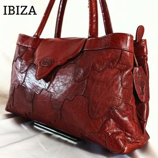 イビザ(IBIZA)のイビザ ハンドバッグ パッチワーク レザー 水牛 赤 ロゴ チャーム B5可(ハンドバッグ)