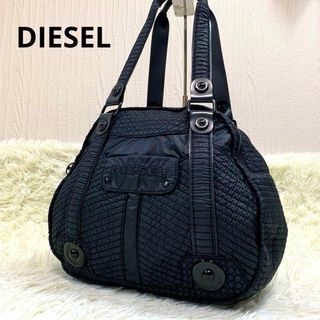 ディーゼル(DIESEL)のB219.ディーゼル【トートバッグ】キルティング ナイロン ロゴ ブラック 軽量(トートバッグ)